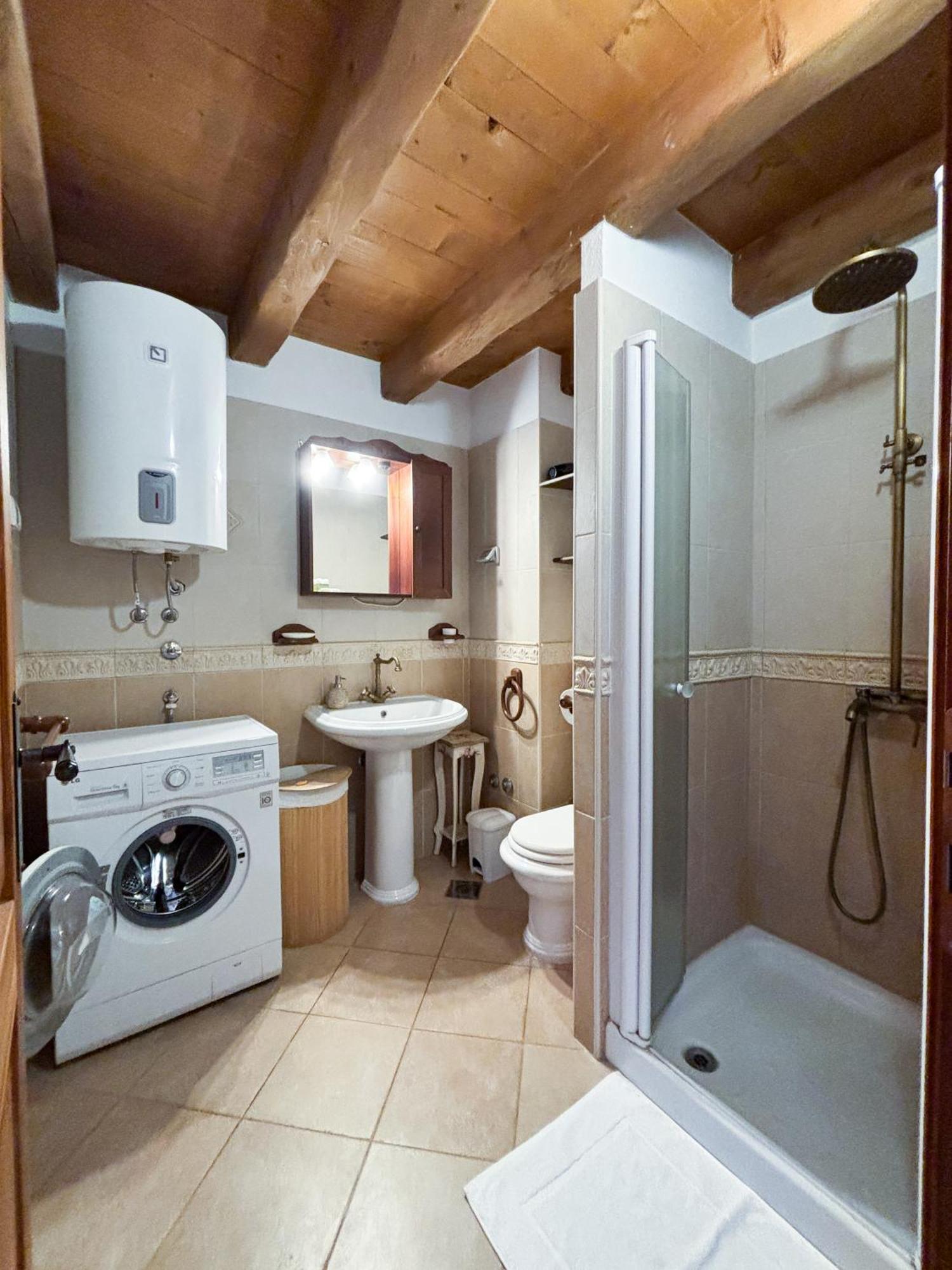 City Center Coastal Escape - Apartments With Sea View Or Cozy Room Novigrad Istria 외부 사진