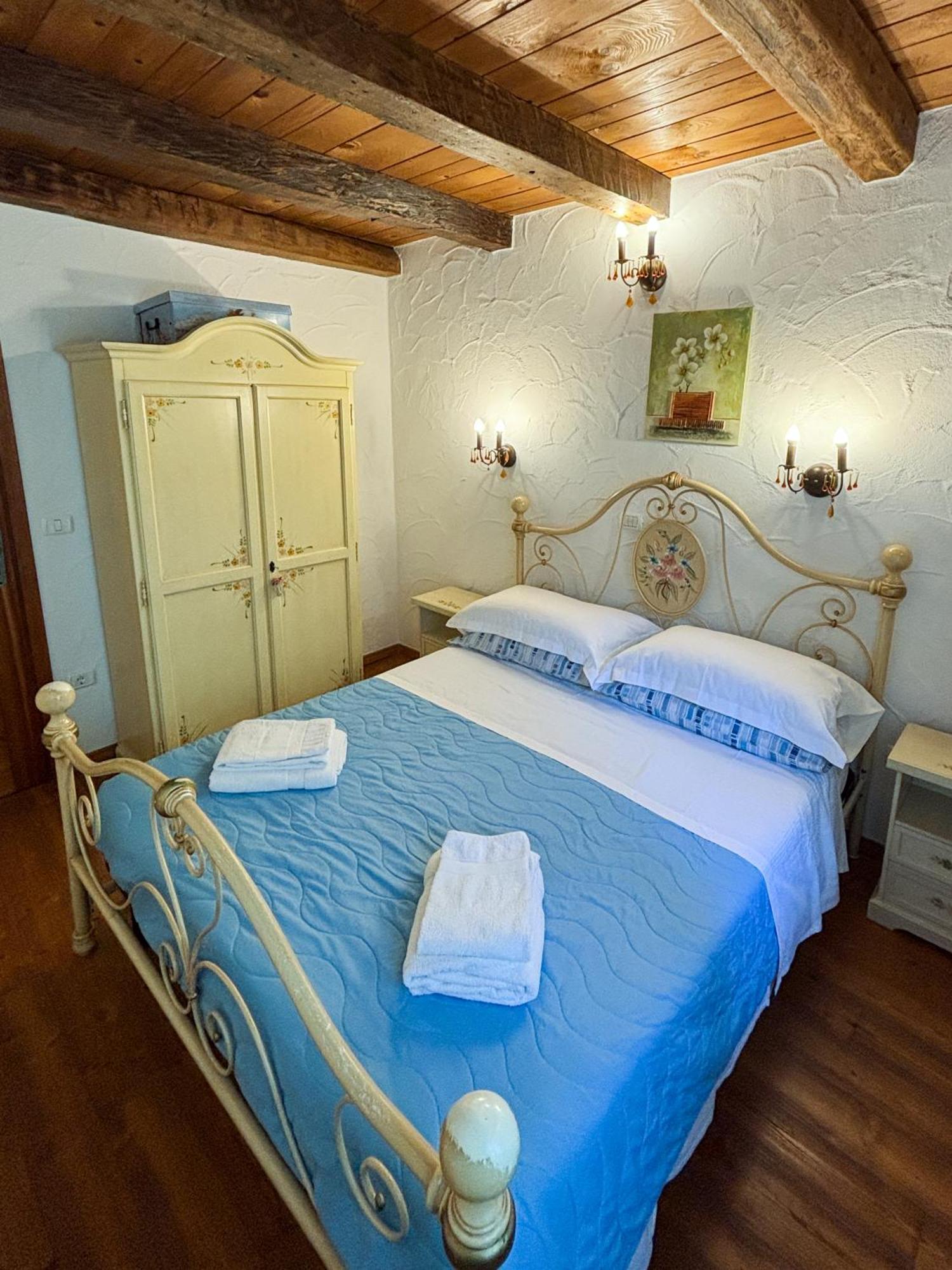 City Center Coastal Escape - Apartments With Sea View Or Cozy Room Novigrad Istria 외부 사진