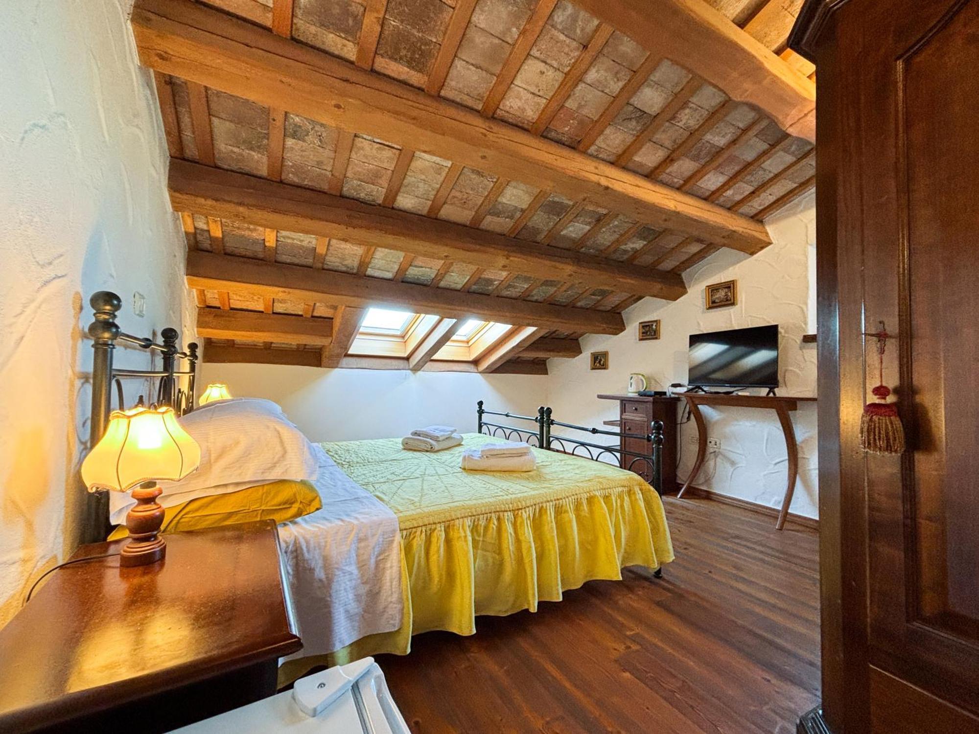 City Center Coastal Escape - Apartments With Sea View Or Cozy Room Novigrad Istria 외부 사진