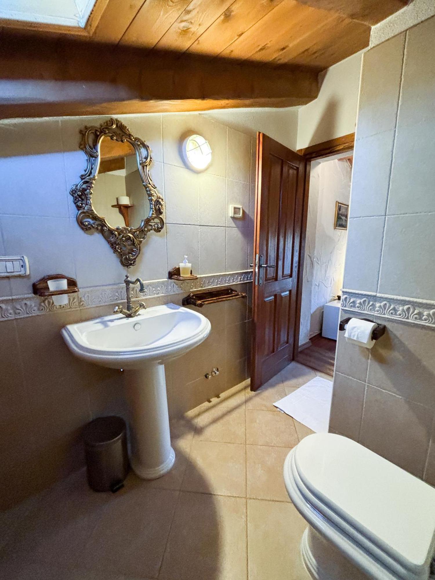 City Center Coastal Escape - Apartments With Sea View Or Cozy Room Novigrad Istria 외부 사진
