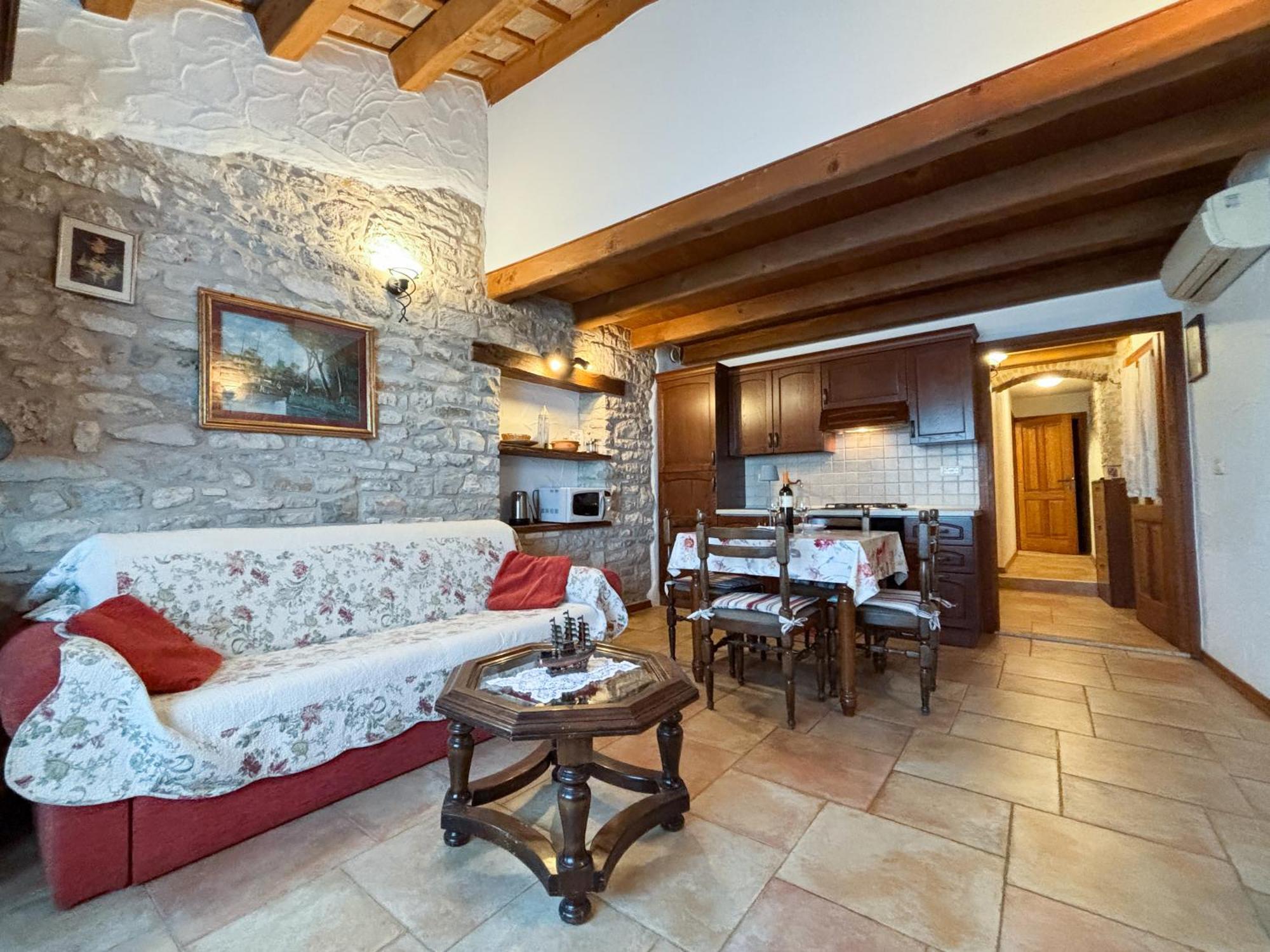 City Center Coastal Escape - Apartments With Sea View Or Cozy Room Novigrad Istria 외부 사진