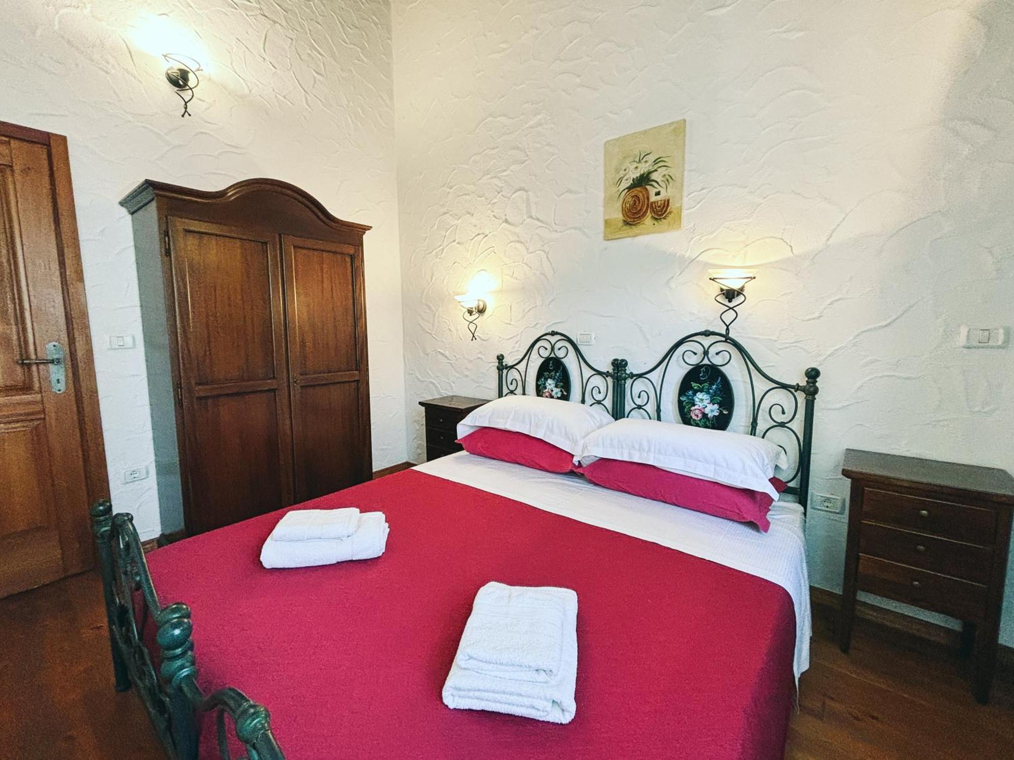 City Center Coastal Escape - Apartments With Sea View Or Cozy Room Novigrad Istria 외부 사진