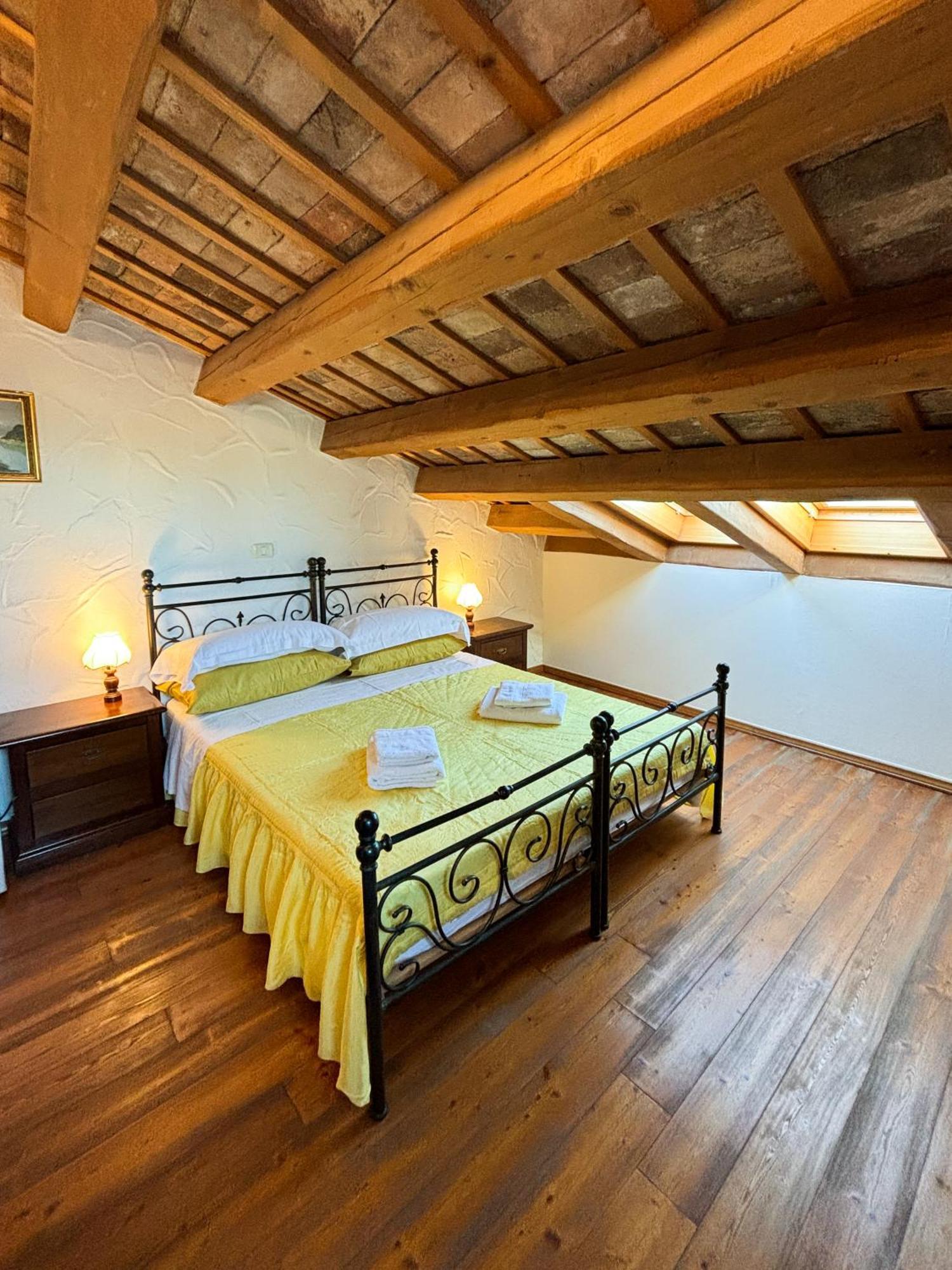 City Center Coastal Escape - Apartments With Sea View Or Cozy Room Novigrad Istria 외부 사진