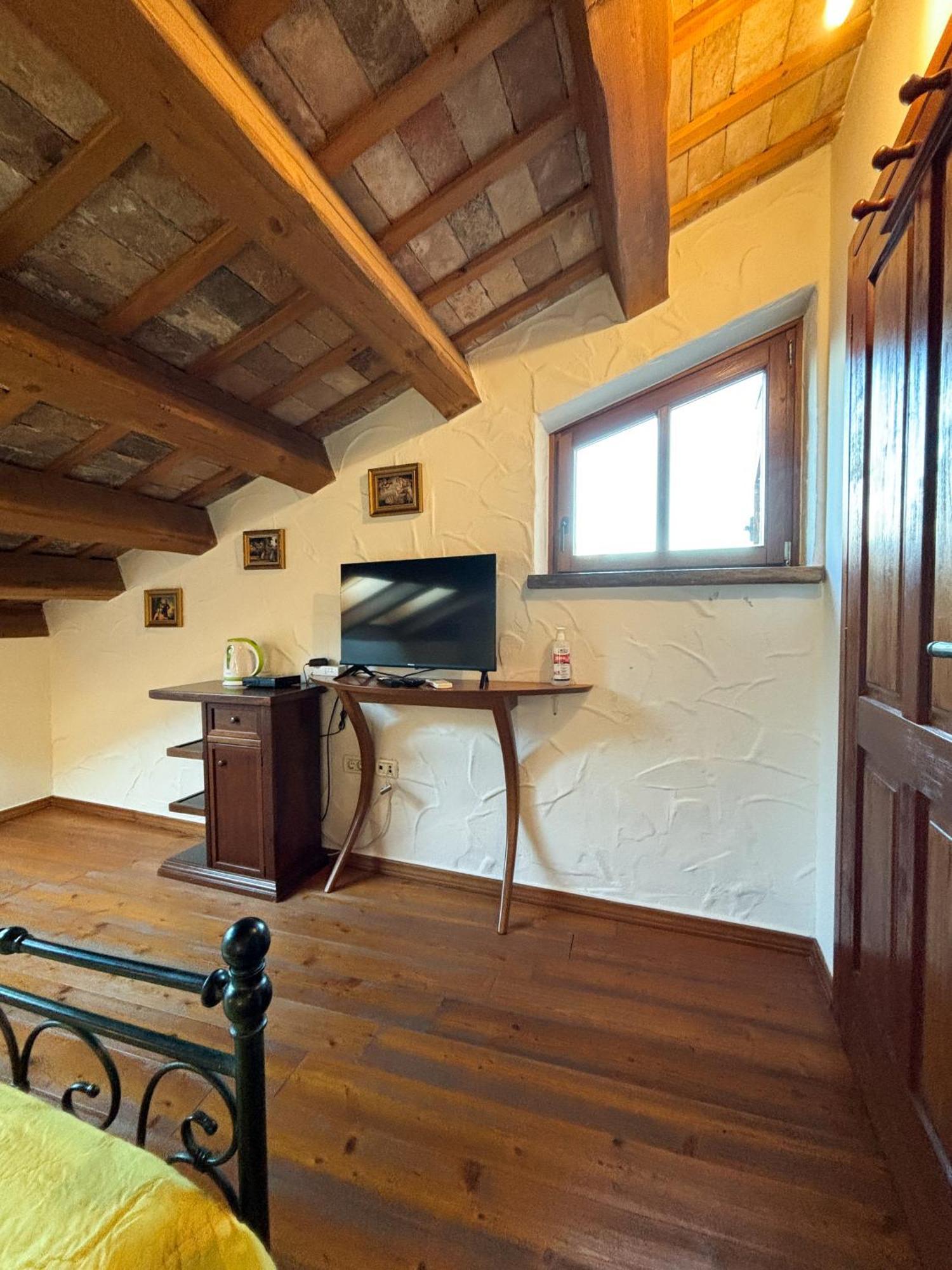 City Center Coastal Escape - Apartments With Sea View Or Cozy Room Novigrad Istria 외부 사진